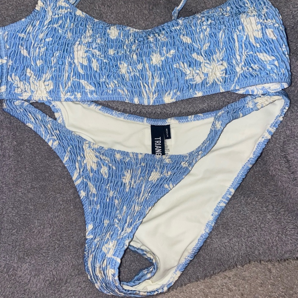 TRIANGL SWIM